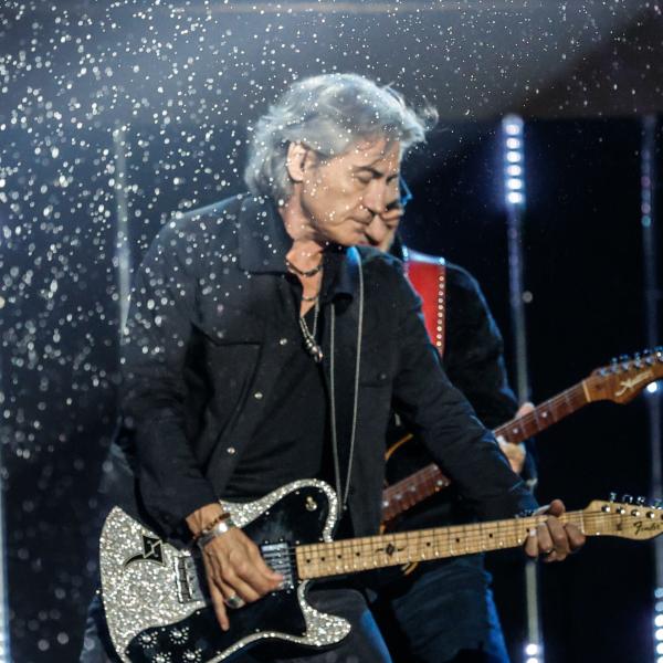 Concerto Ligabue Reggio Calabria 2023: date, biglietti, prezzi e scaletta dell’esibizione del cantante al Palacalafiore