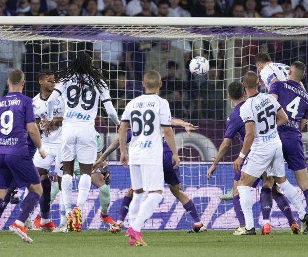 Serie A, il Napoli sfida la Fiorentina per prendersi la vetta della classifica in solitaria