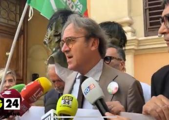 Crisi agricola, AVS presenta una proposta di legge contro i pesticidi: “Diciamo stop ai veleni introdotti da Meloni e Von der Leyen”