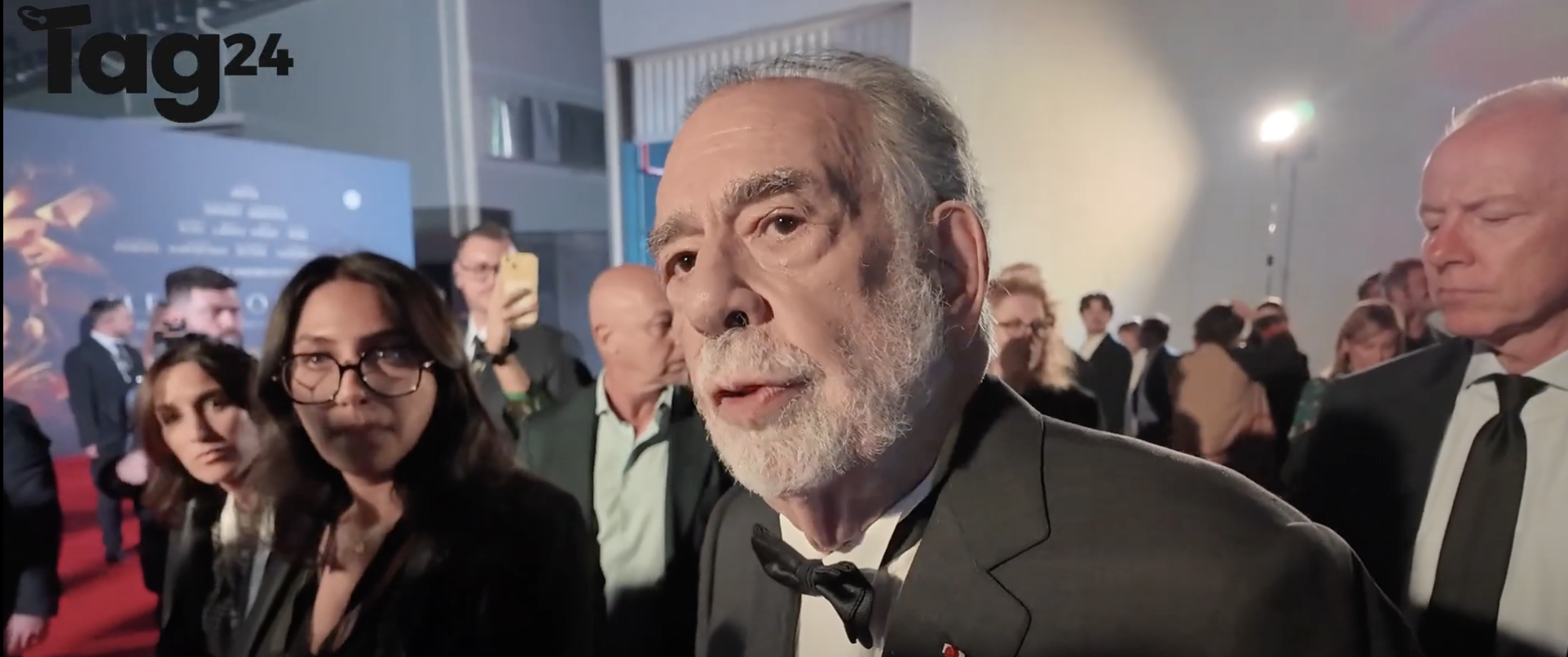 Francis Ford Coppola dalla Festa del Cinema di Roma per “Megalopolis” sbeffeggia la politica: “Italiani bravi in tutto, tranne che al governo”| VIDEO