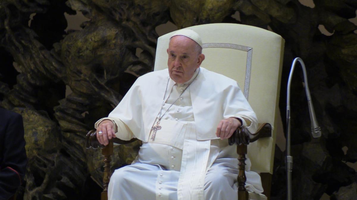 Papa Francesco scrive al popolo ucraino: “Come possono degli uomini trattare così altri uomini?”