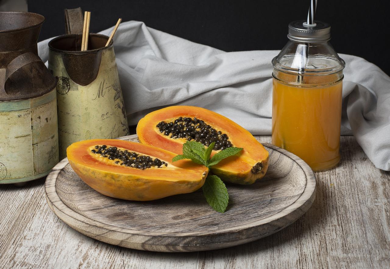 Come si mangia la papaya, il frutto degli angeli