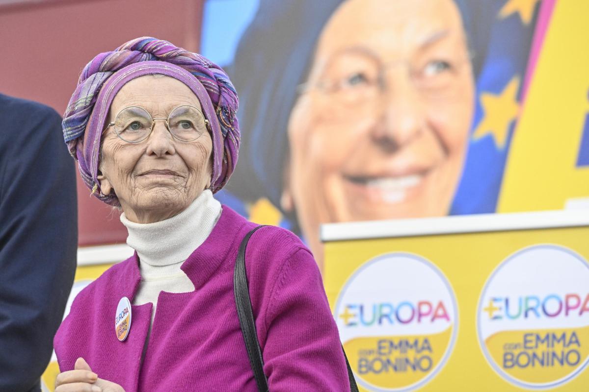 Aborto, Emma Bonino dura: “Con governo Meloni la legge 194 rischia …