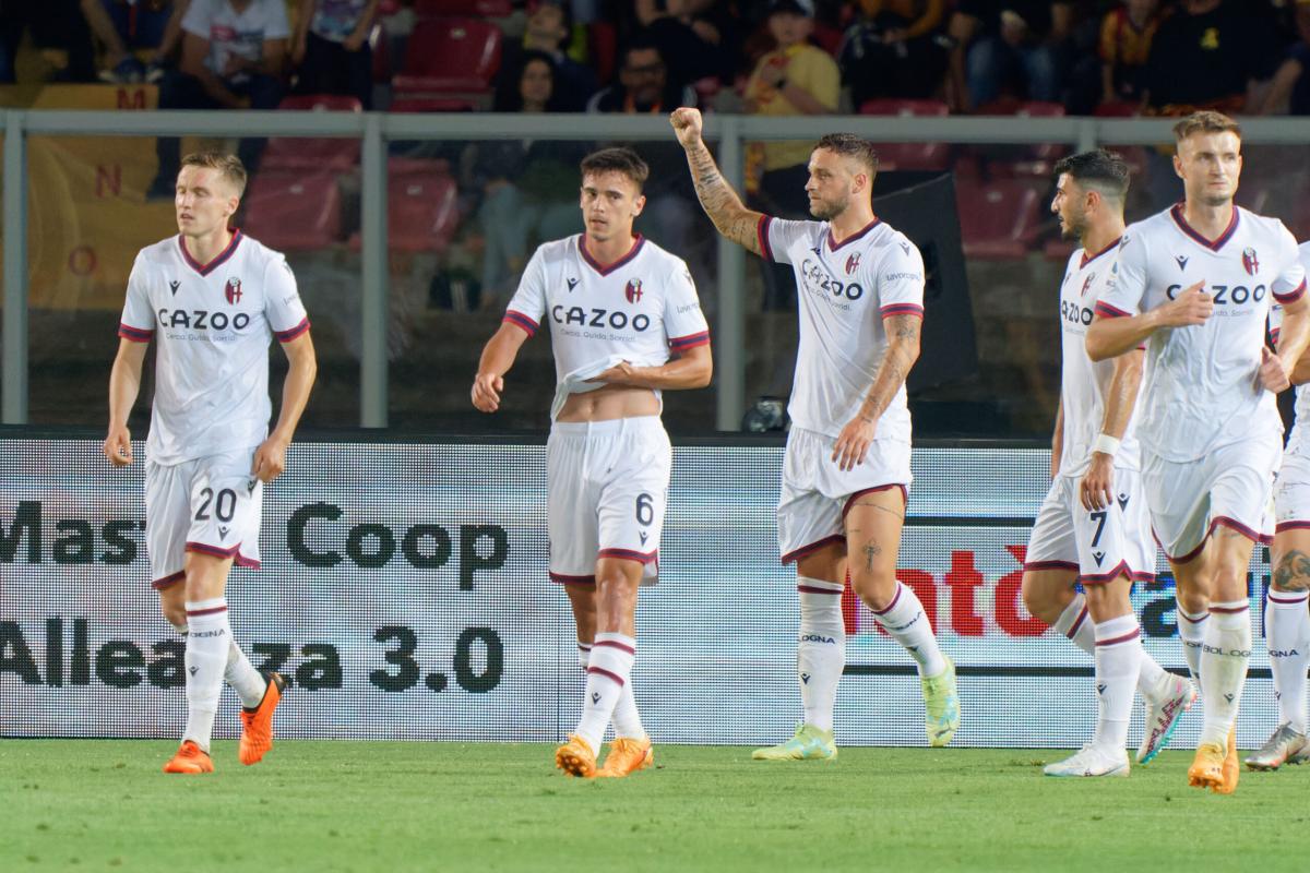 Lecce-Bologna 2-3, Ferguson allo scadere regala 3 punti