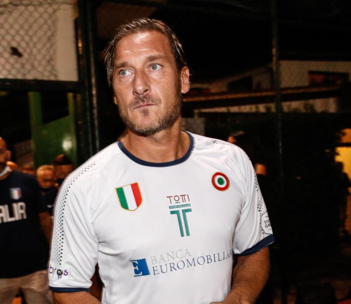 Totti e Sinner sfida a padel per la presentazione di Italy Major Premier Padel