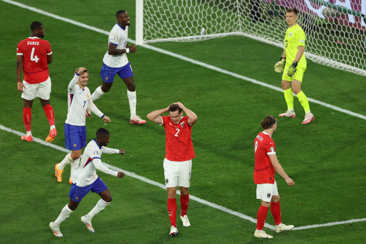 Austria-Francia 0-1, cronaca e tabellino: decide l’autogol di Wöber