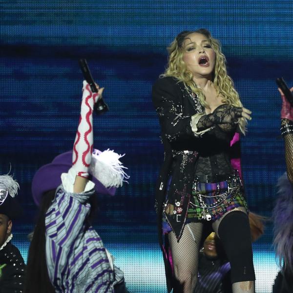 Madonna torna single: giunta al capolinea la love story con il 30enne Josh Popper