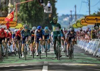 Tour de France 2024, Girmay fa tris a Villeneuve-sur-Lot: Roglic perde 2’27”