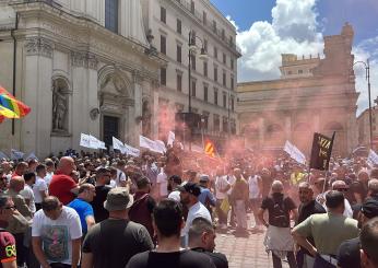 Sciopero taxi, manifestazione a Roma 21 maggio 2024: “Ministero dei Trasporti adotti una linea univoca. I comuni devono fare più controlli” | VIDEO