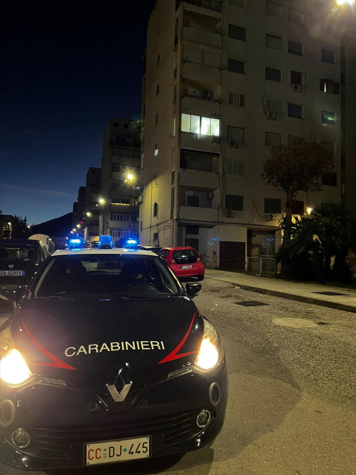 Umbertide, ruba l’auto alla madre ma poi finisce fuoristrada: denun…