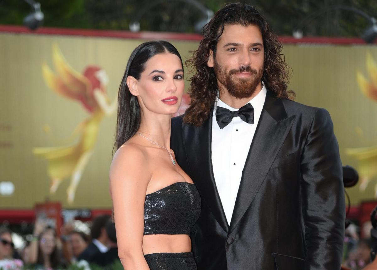 Venezia 79, sul settimo red carpet riflettori accesi su Can Yaman e…