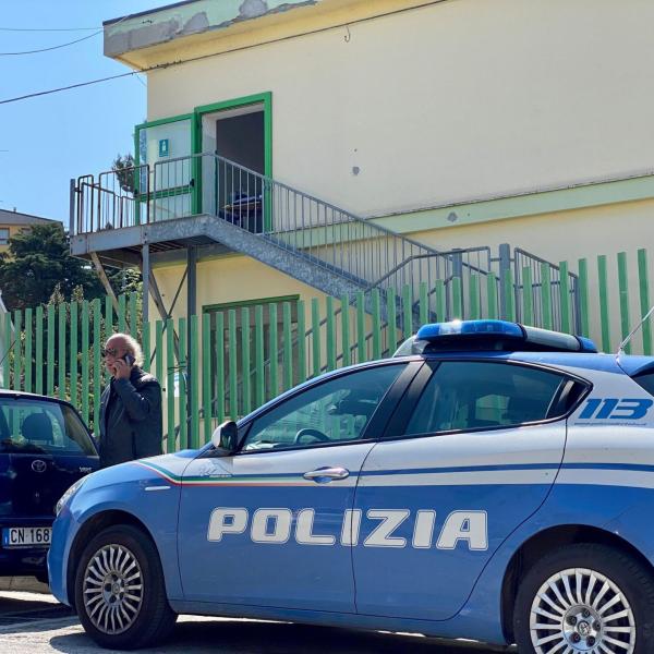 Pescara, professoressa aveva una relazione sessuale con una sua alunna di 14 anni: insegnante sospesa