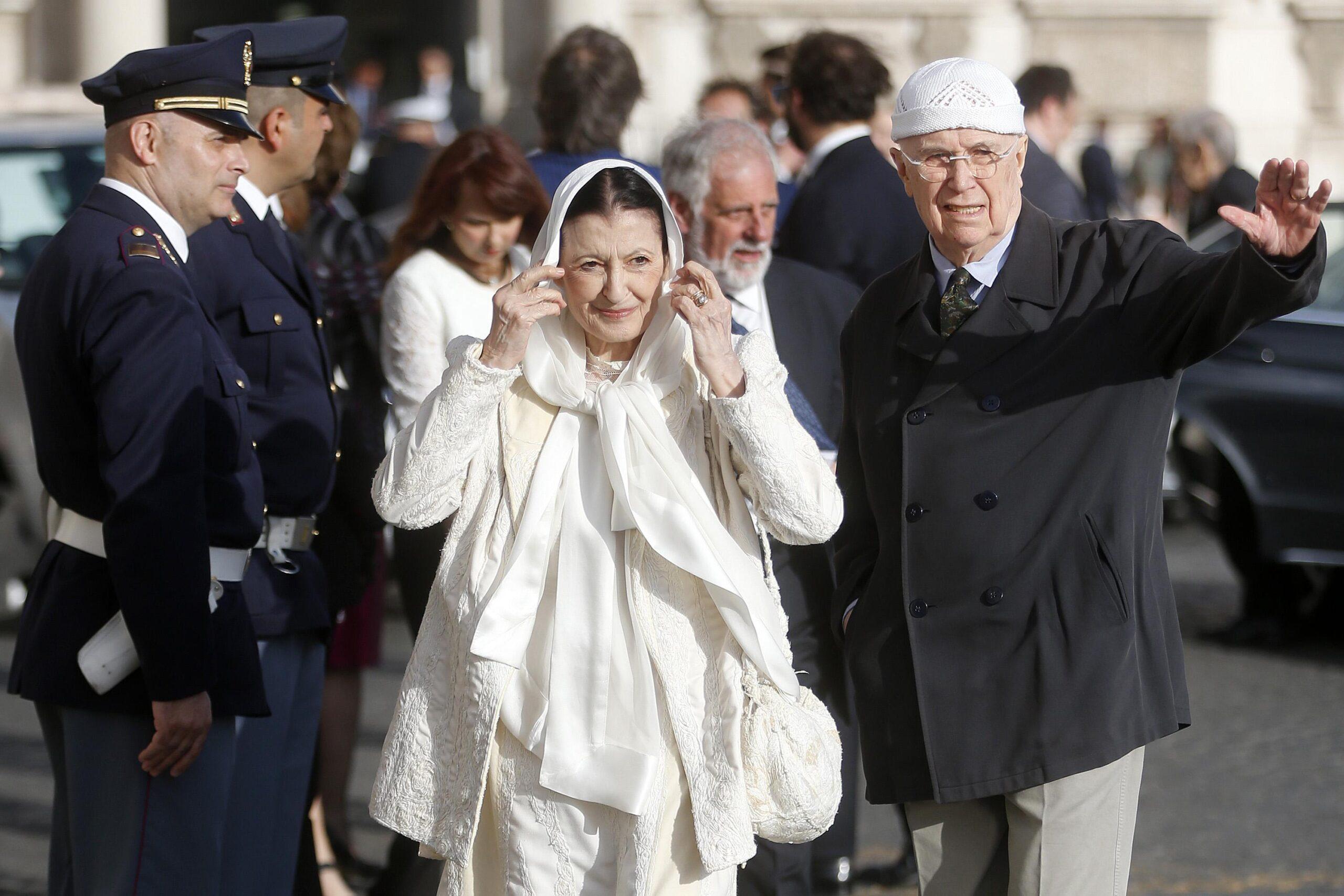 Addio a Beppe Menegatti: causa morte, età, carriera, vita privata del regista teatrale e marito di Carla Fracci