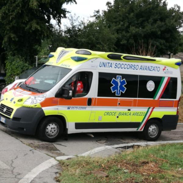 Chi è Simone Moro, il 27enne morto in ospedale a Treviso dopo un malore mentre era alla guida della sua auto: la famiglia chiede l’autopsia