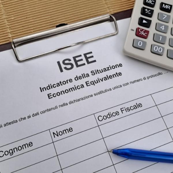 Indicatore della Situazione Economica Equivalente, fasce di reddito ISEE 2024: scala di equivalenza e maggiorazioni