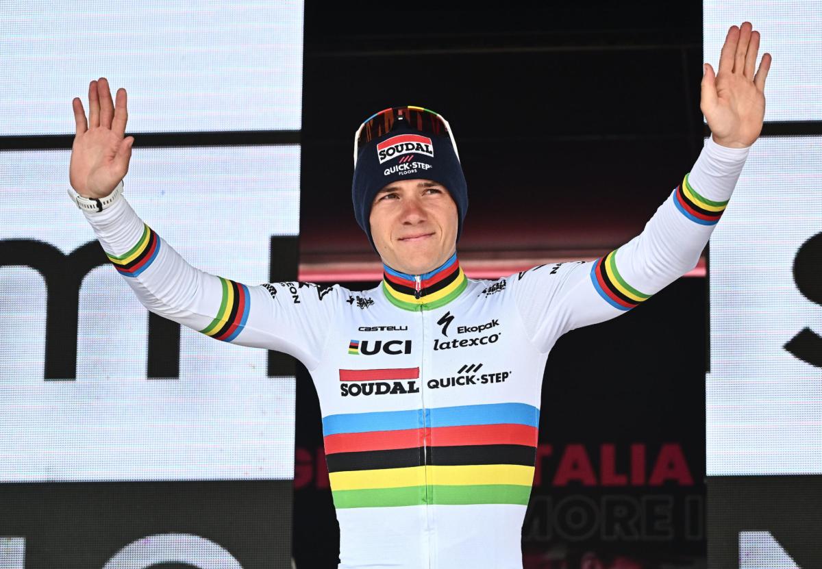 Giro d’Italia 2023, Lefevere su Evenepoel: “Scappato dalla corsa? N…