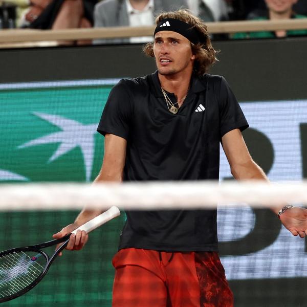 Roland Garros 2023, Zverev torna in semifinale un anno dopo dall’infortunio