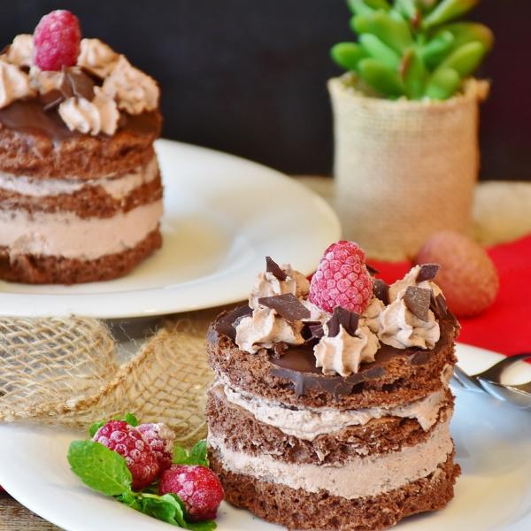 Una super merenda: la torta moretta con Nutella e panna