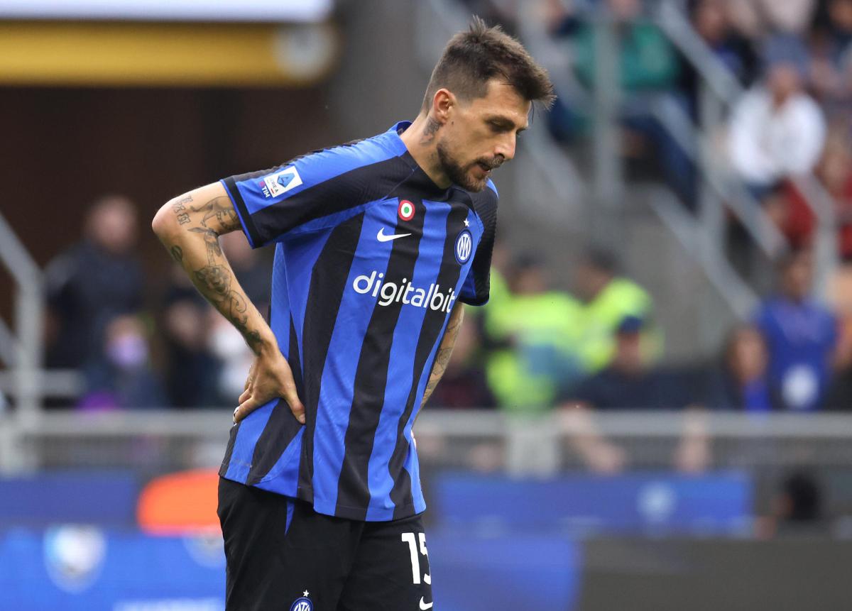 Inter, Acerbi: “Se non passiamo domani, sarà una stagione di me**a”