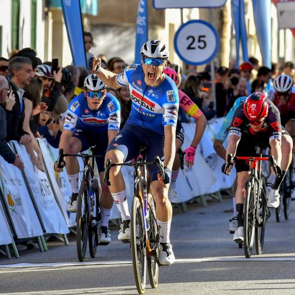 Ciclismo, Magnier batte Dainese al Trofeo Ses Salines