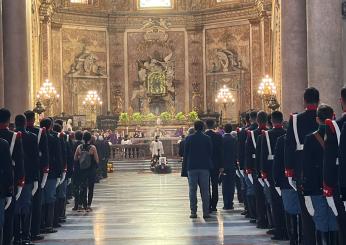 Funerale Claudio Graziano: oggi l’ultimo saluto al generale. L’arrivo del feretro avvolto nel Tricolore. L’addio commosso del Ministro Crosetto | VIDEO