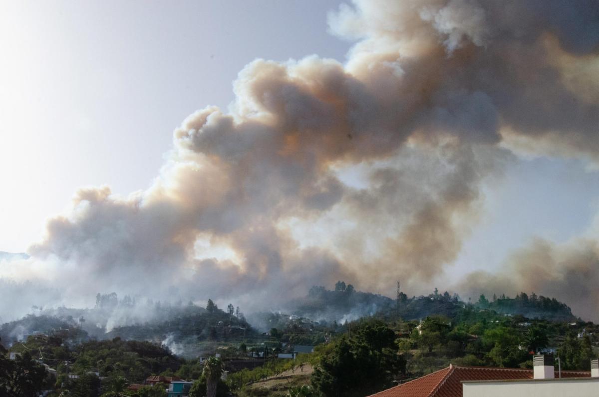 Spagna, incendio a La Palma nelle Canarie, oltre 4000 persone evacu…