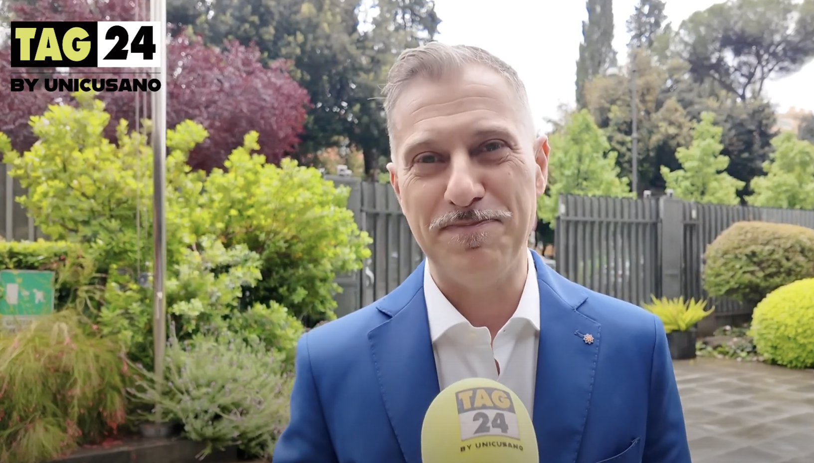 Gabriele Corsi incrocia le dita per l’Eurovision 2024: “Angelina Mango ha ottime possibilità di vincere” | VIDEO