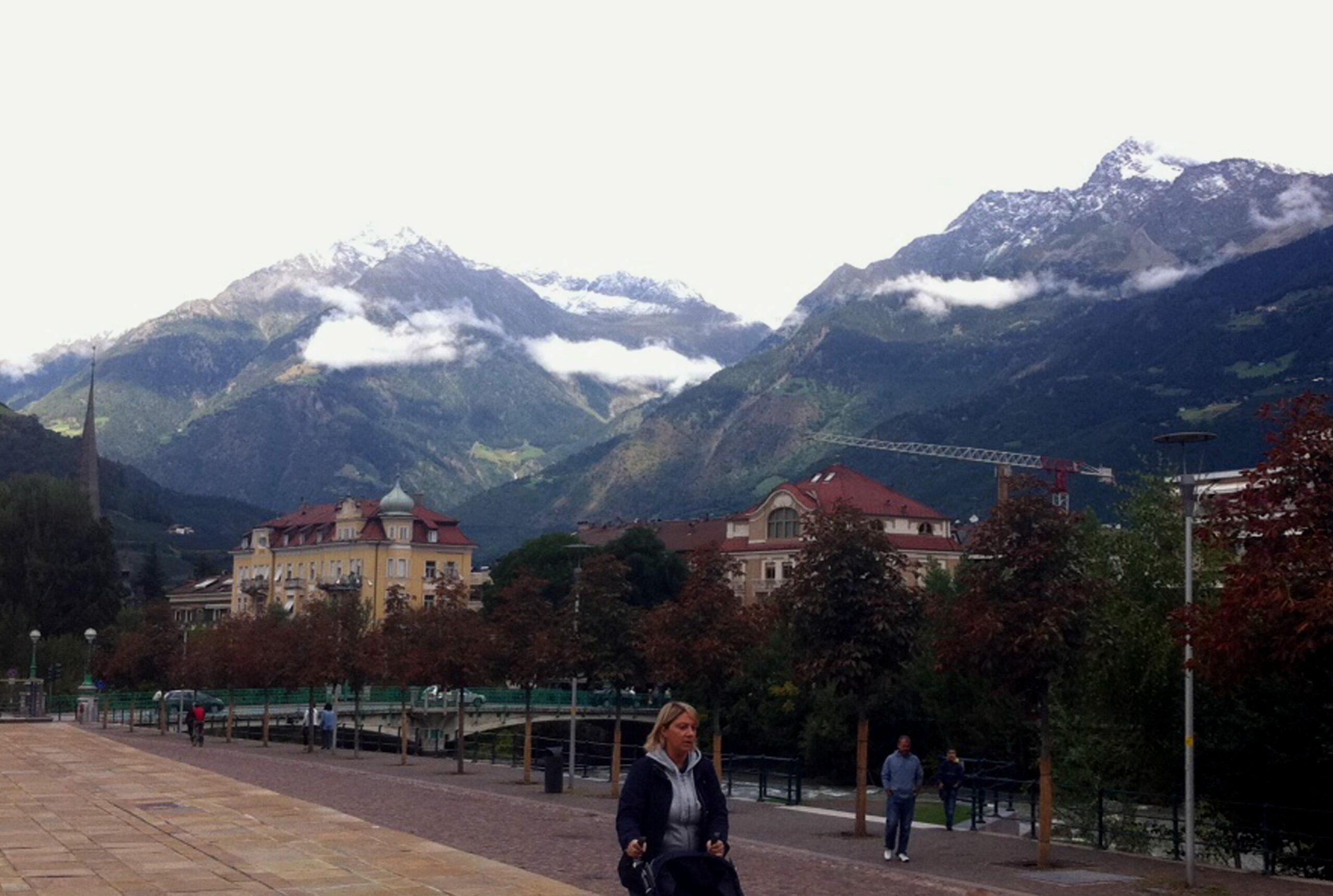 Tragedia sull’Alta Via di Merano, escursionista olandese muore davanti ai suoi figli dopo essere precipitata per un centinaio di metri