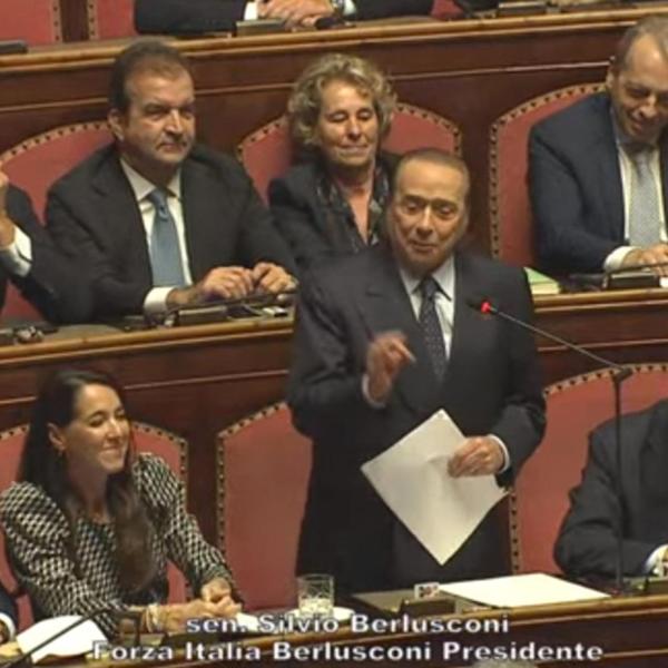 Berlusconi al Senato assicura: “Atlantisti e dalla parte dell’Ucraina”