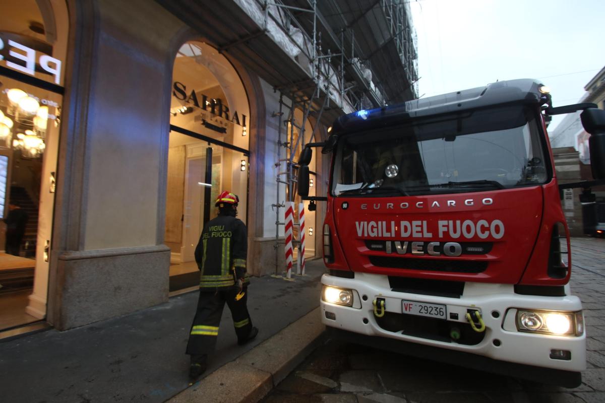 Milano, esplosione in un palazzo nel quartiere Adriano oggi 4 novem…