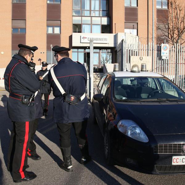 Femminicidio a Modena, con il cadavere della moglie nel furgone: 48enne italiano si costituisce