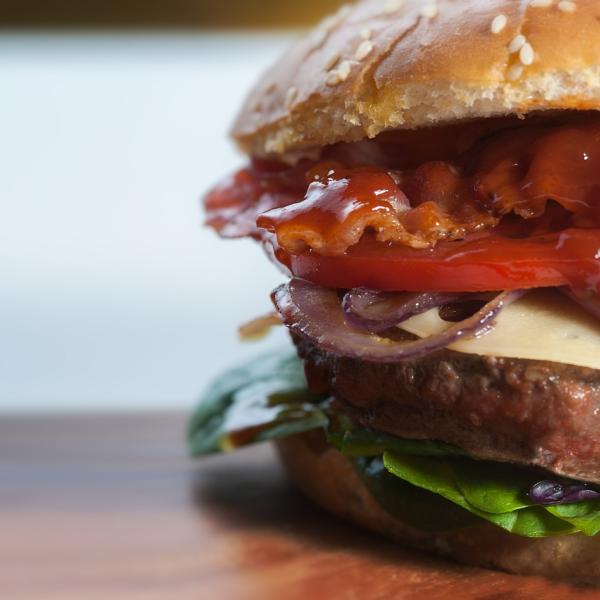 La Giornata Mondiale dell’Hamburger: Un simbolo globale della cucina