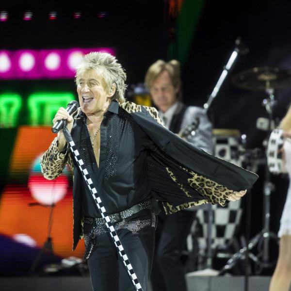 Rod Stewart dice addio al rock per nuove forme musicali