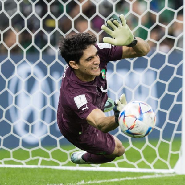 Chi è Yassine Bounou, il portiere del Marocco che ha trascinato la sua squadra ai Quarti di Finale del Mondiale