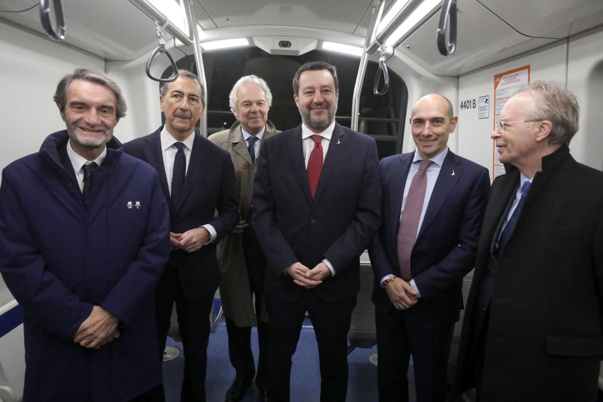 Milano, inaugurata oggi la nuova linea blu della metropolitana. Sal…