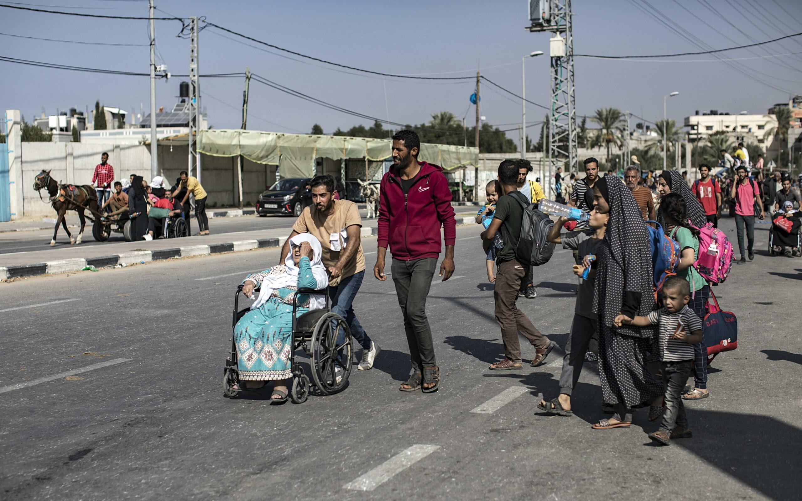 Cosa sono e in cosa consistono le pause umanitarie di 4 ore che Israele concederà a Gaza