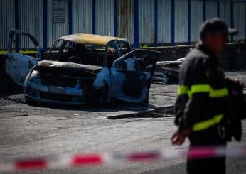 Caserta, incendio sull’A1 all’altezza di Santa Maria Capua Vetere: in fiamme un’auto