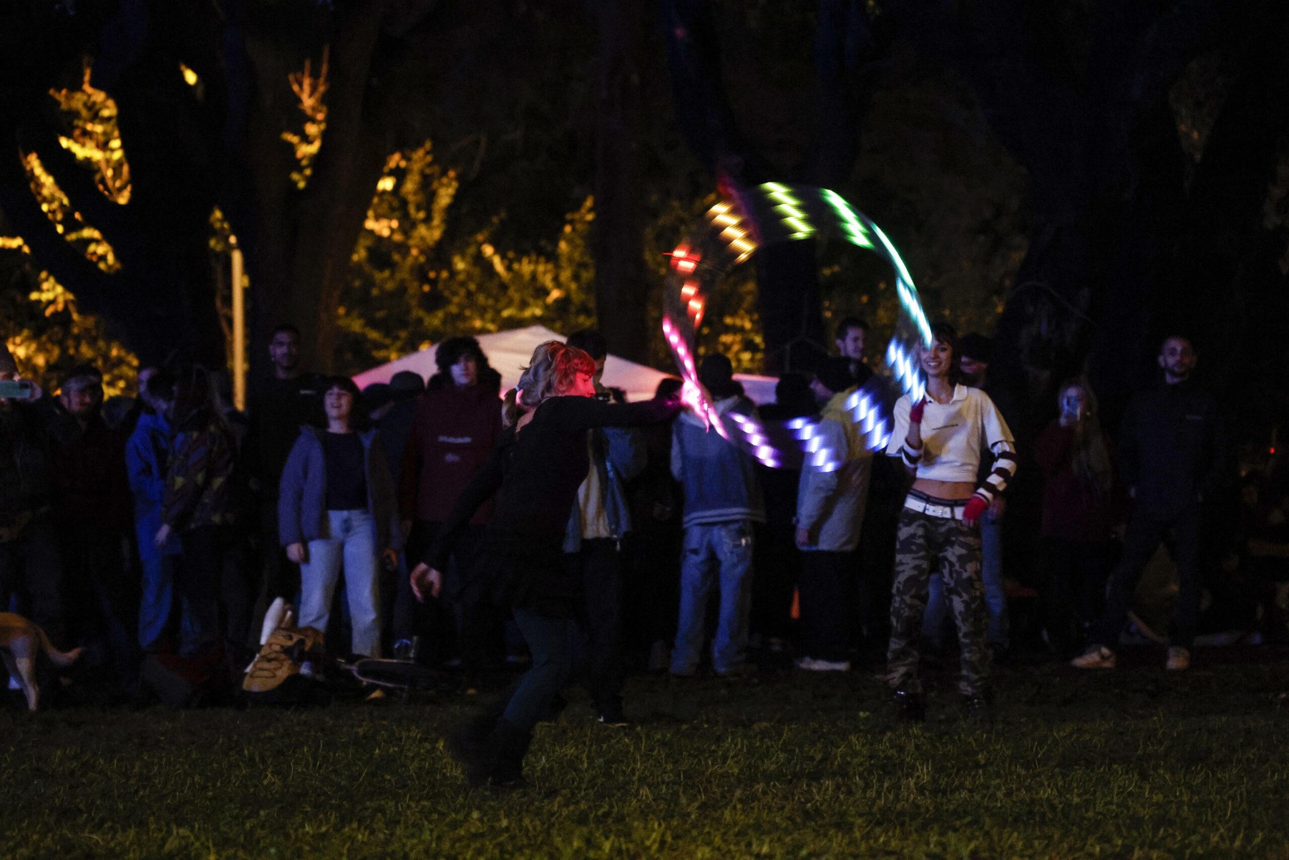 Monza Brianza, rave party nell’ex fabbrica Snia a Cesano Maderno: cento denunciati, 28 sono minorenni