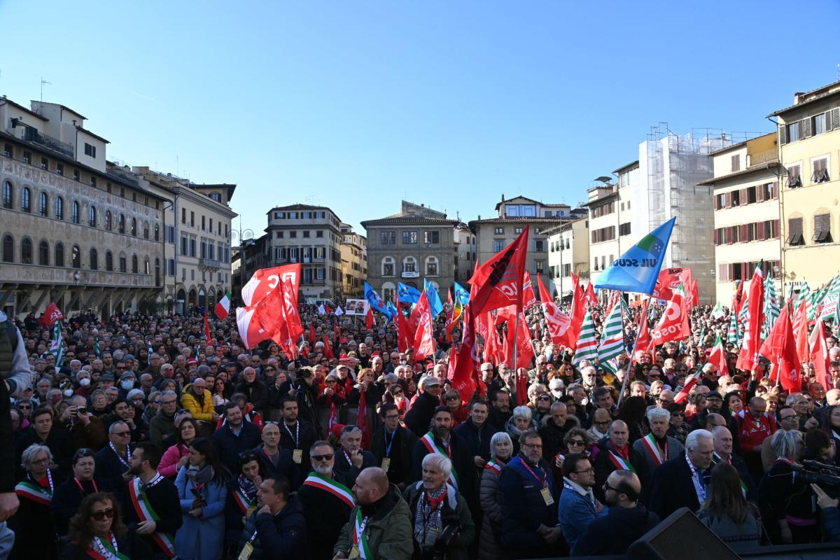 Sindacati si mobilitano contro il Governo: 3 giorni di manifestazioni