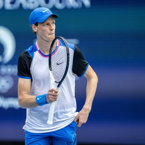 Miami Open 2024, Sinner “asfalta” Medvedev in due set: è finale! E se vince diventa n° 2 del mondo