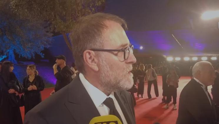 Valerio Mastandrea, Festa del Cinema di Roma 2023: “La Cortellesi racconta la realtà sulle donne, che oggi è molto peggio di un film” | VIDEO