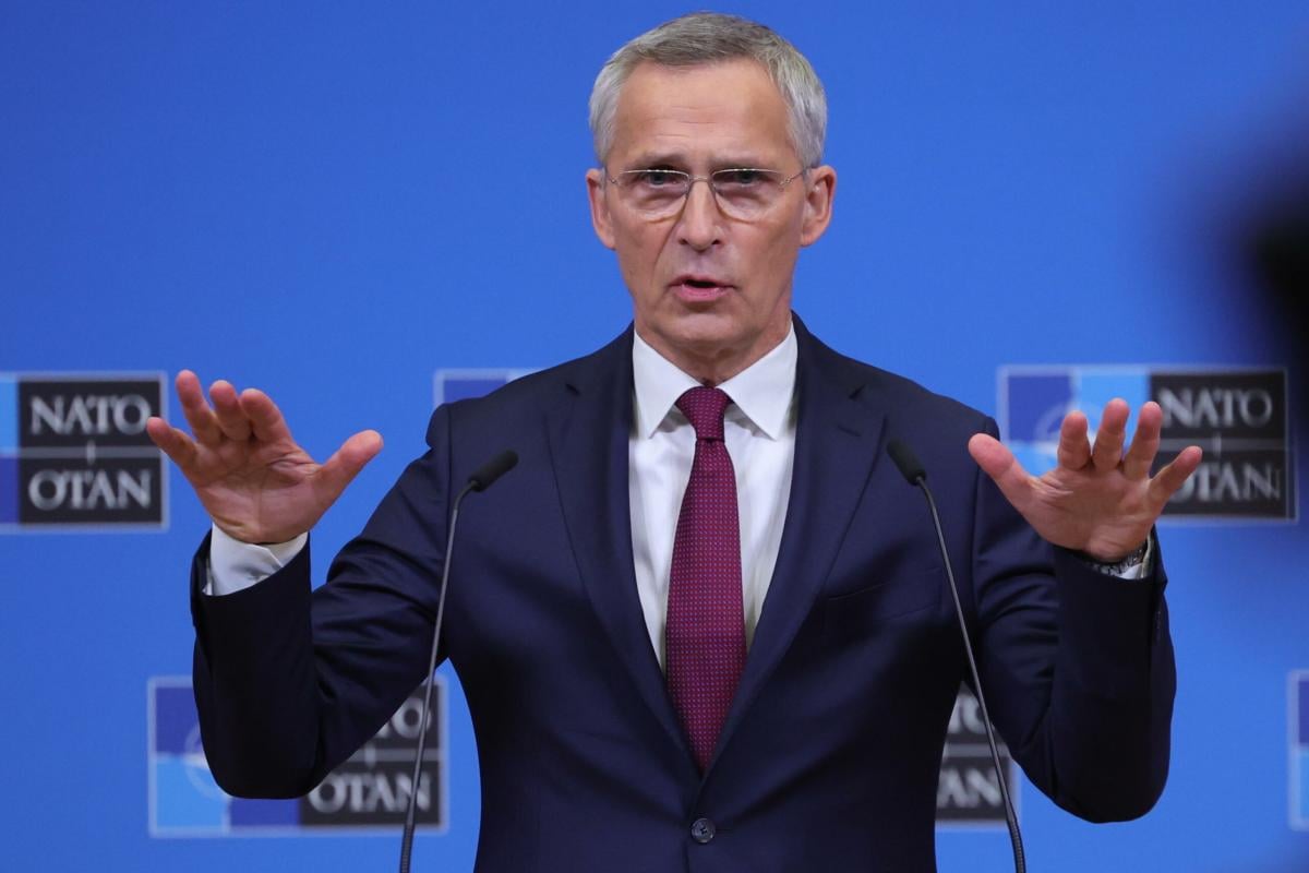 Nato, Stoltenberg annuncia l’allargamento: “La Svezia aderirà al Patto Atlantico entro luglio 2024”