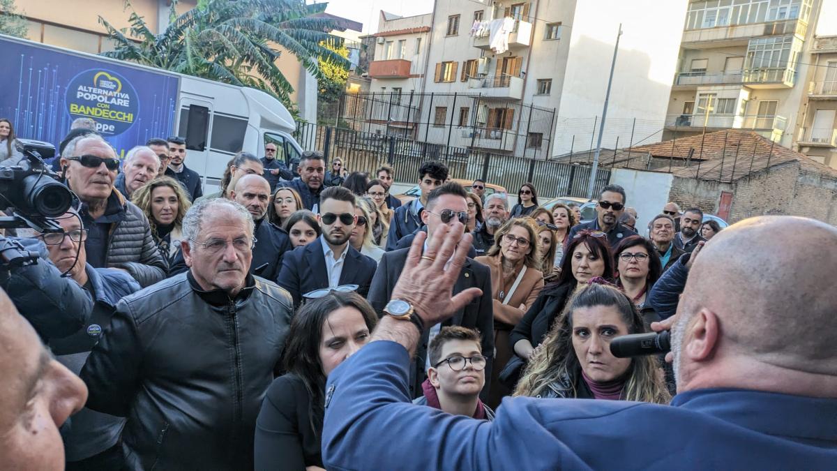 Caso Scurati, Bandecchi: “Un vero schifo, come il clima ma lo scrittore sbaglia problema: è una questione d’intelligenza, il fascismo non c’entra nulla”