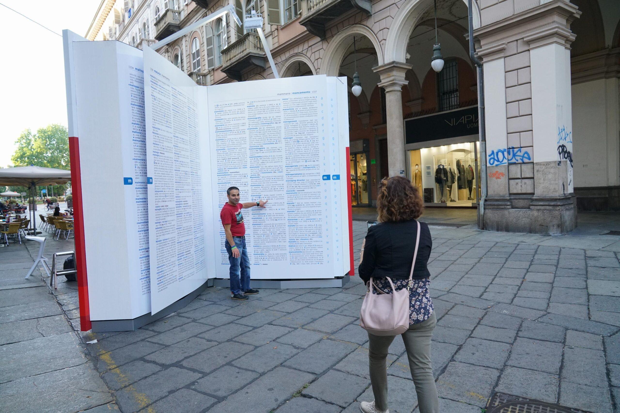 “Bro” e “Bella zì” entrano nel dizionario: le nuove parole nello Zingarelli 2024