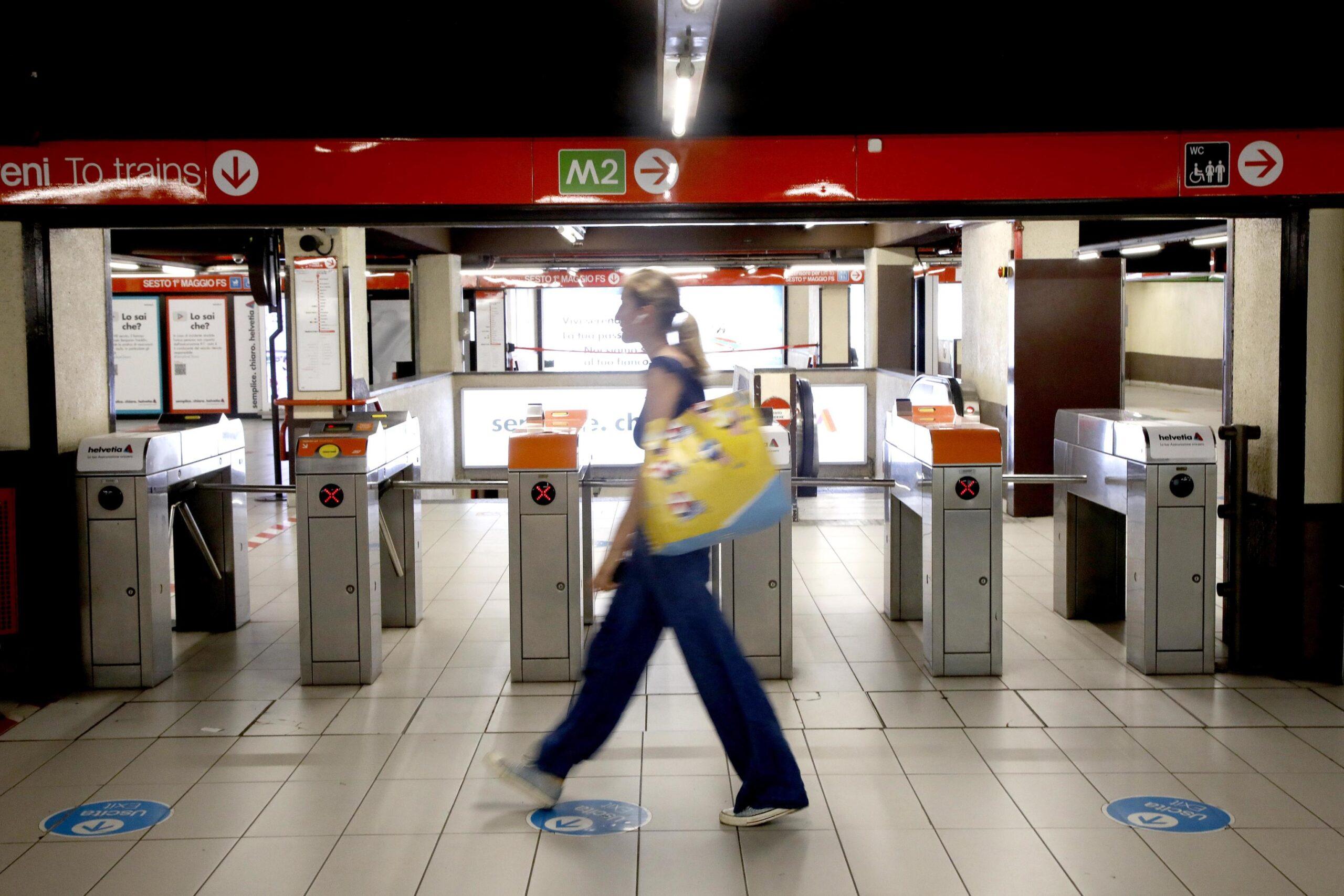 Milano, orari dei mezzi pubblici per il 2 e il 3 giugno: ecco le corse di metro, bus e tram