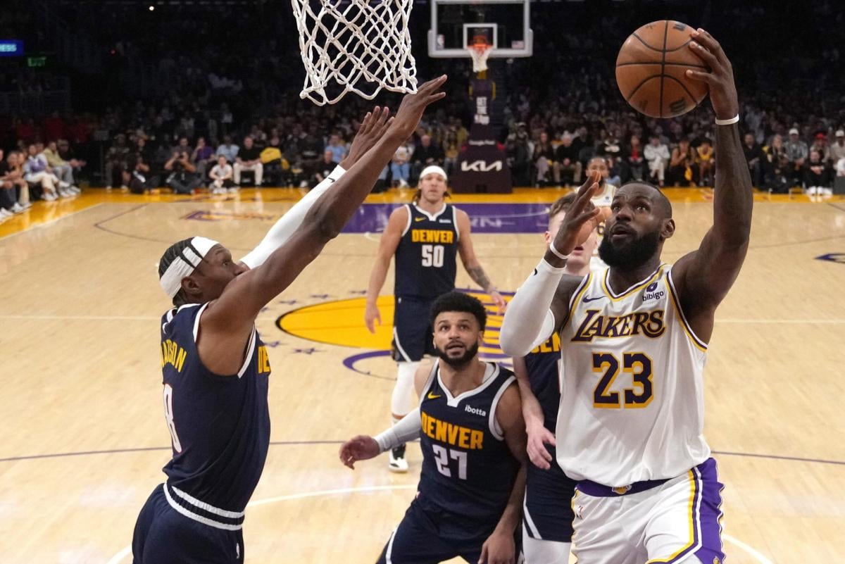 NBA, i Lakers riaprono la serie. I Nuggets si scaldano in ciabatte