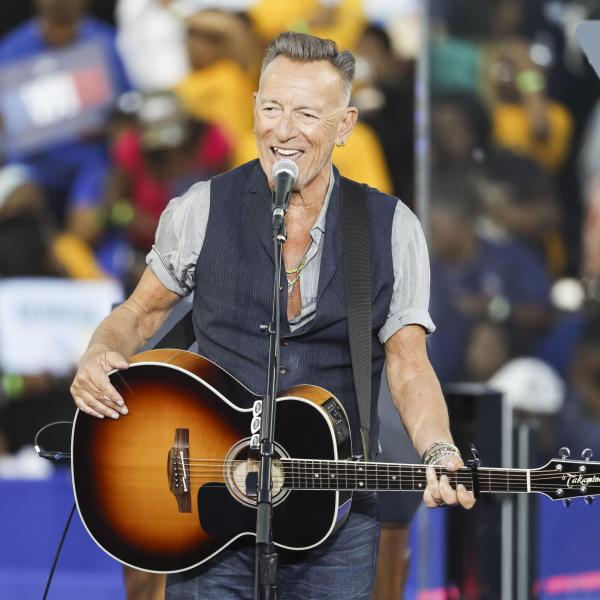 Bruce Springsteen, la malattia non ferma l’amore per la musica e l’impegno politico: The Boss torna sul palco per Kamala Harris