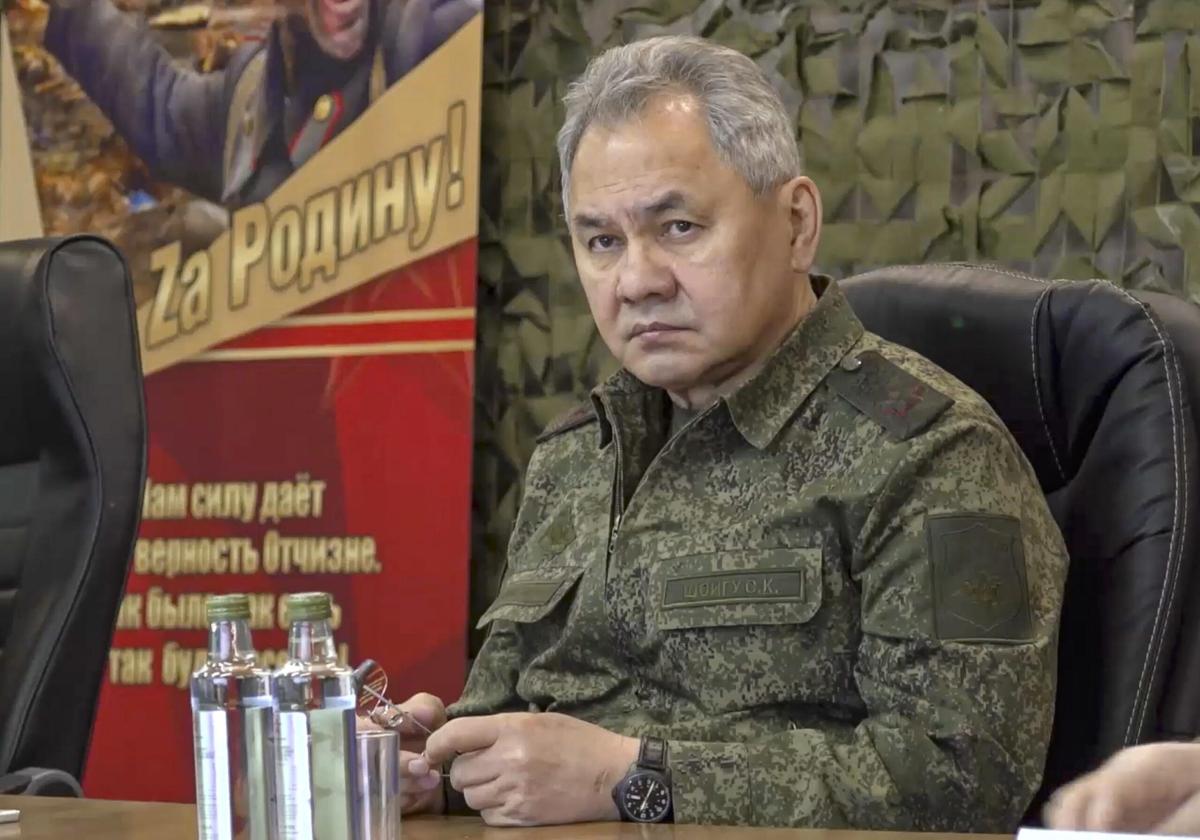 Il Ministro Della Difesa Russo Shoigu A Mariupol: Ispezione ...