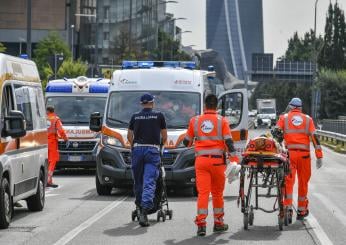 Roma incidente moto-autobus: ferito motociclista 60enne