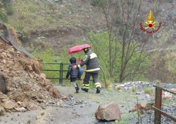 Genova, un muraglione frana a Castelletto: evacuata una palazzina